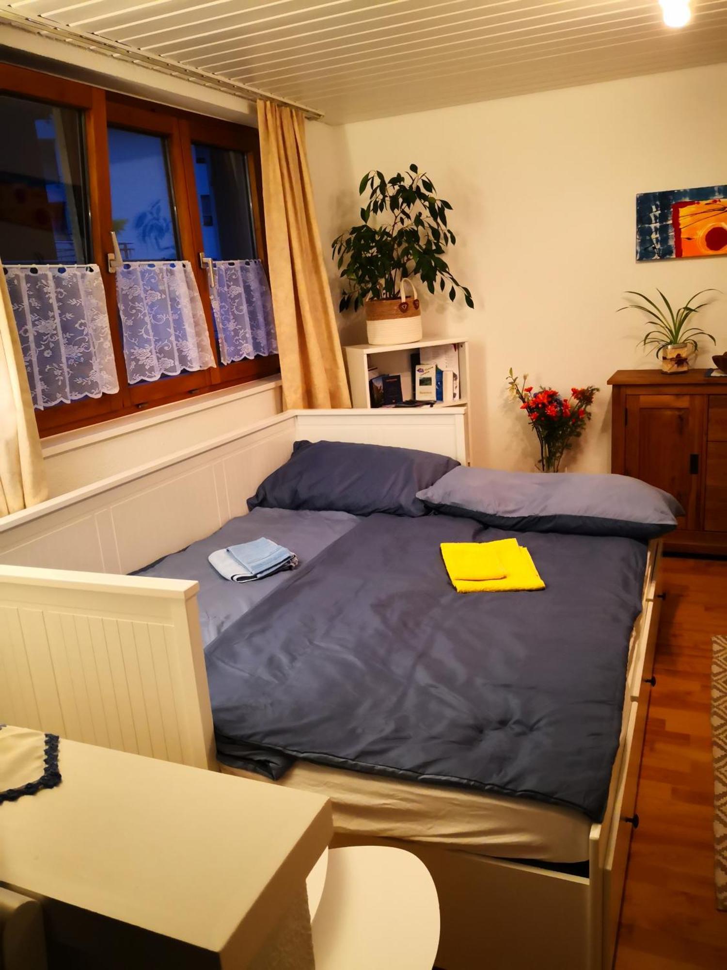 Garten-Wohnung Eschen Exteriör bild