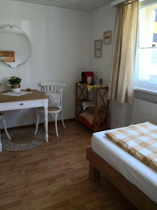 Garten-Wohnung Eschen Exteriör bild